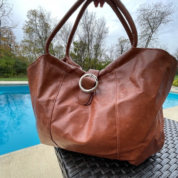 Handbags - Butter Soft oversized Shoulder Handbag/overnight bag